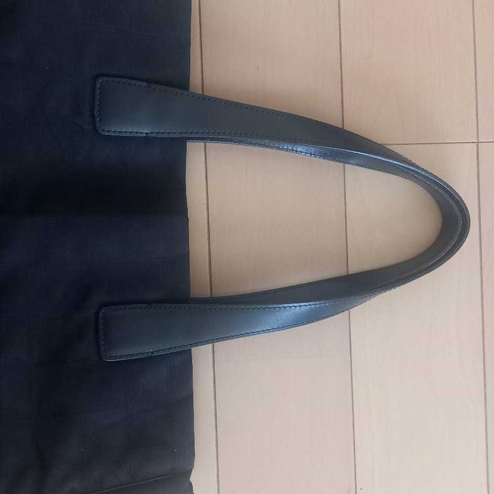 Chanel tote bag, black, in excellent condition, a… - image 6