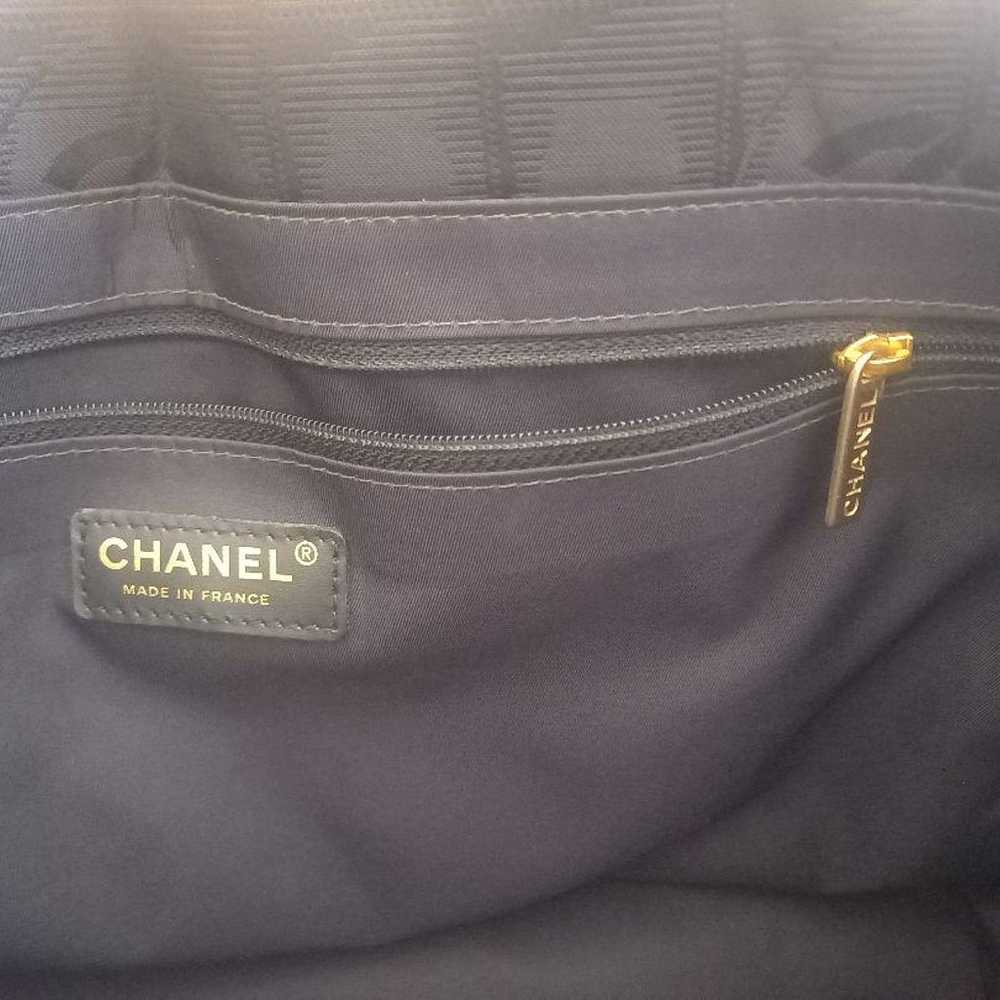 Chanel tote bag, black, in excellent condition, a… - image 7