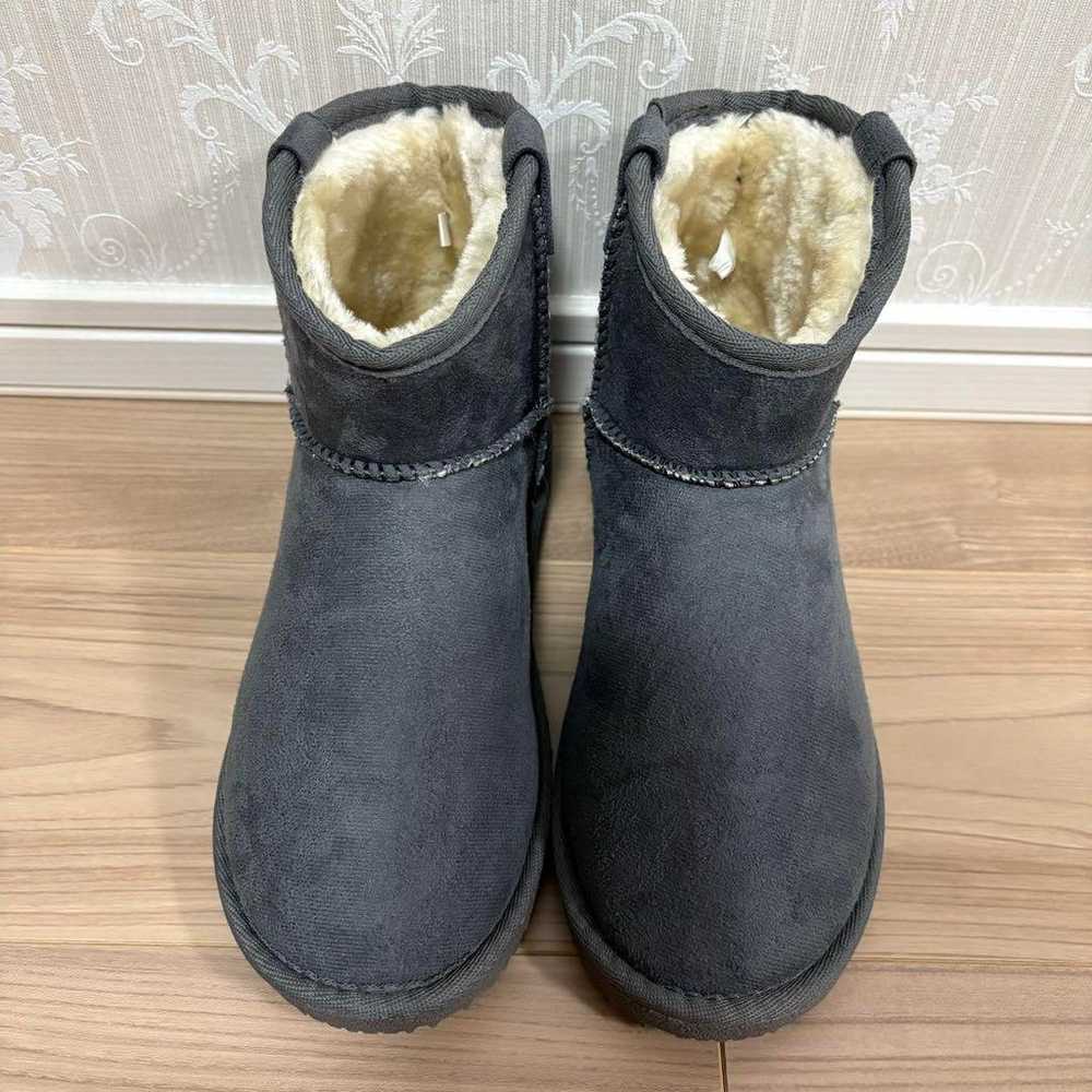 Gray sheepskin boots with embellishments, brand n… - image 2