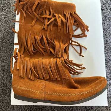 Minnetonka Fringe Moccasin Boots