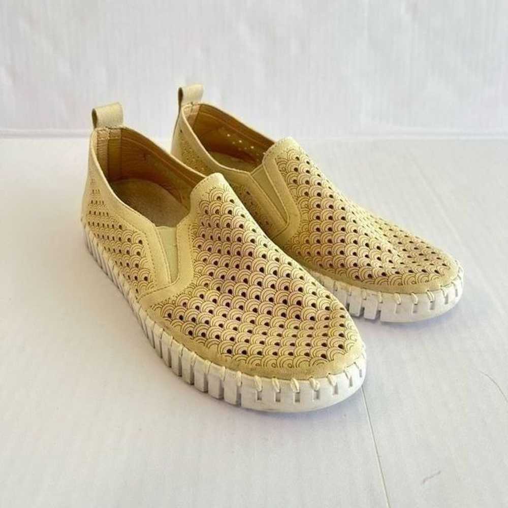 Ilse Jacobsen Tulip Perforated Beige Nubuck Slip … - image 2