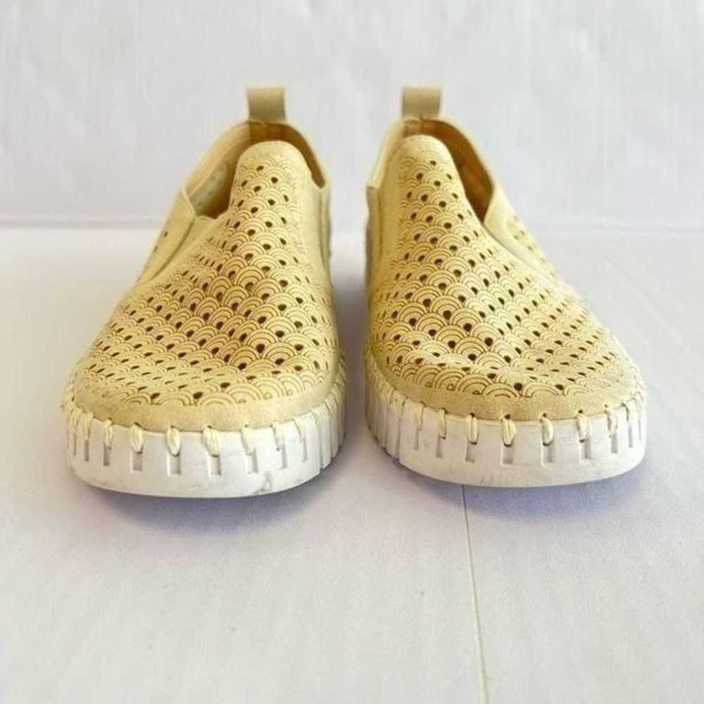 Ilse Jacobsen Tulip Perforated Beige Nubuck Slip … - image 5