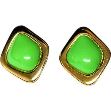 Green Cabochon Gold Tone Clip On Earrings - image 1