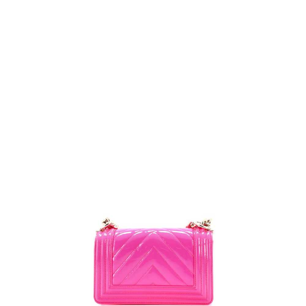 Chanel Boy patent leather handbag - image 3