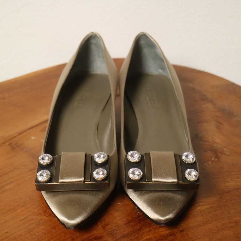 Brand new, unused Kalliste pumps made in Italy. - image 2