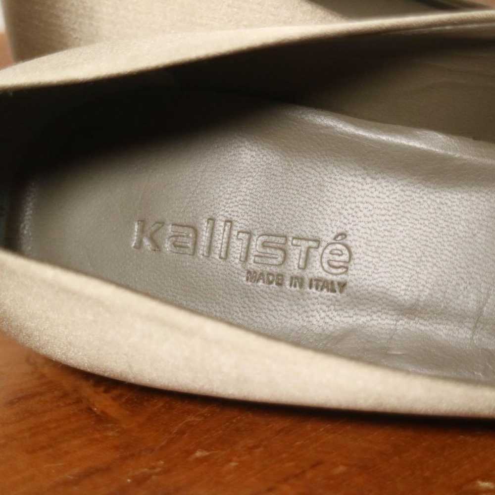 Brand new, unused Kalliste pumps made in Italy. - image 8