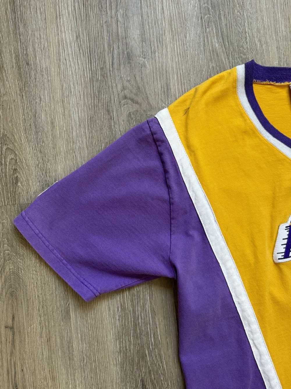 Champion × L.A. Lakers × Vintage Vintage 90s Cham… - image 5