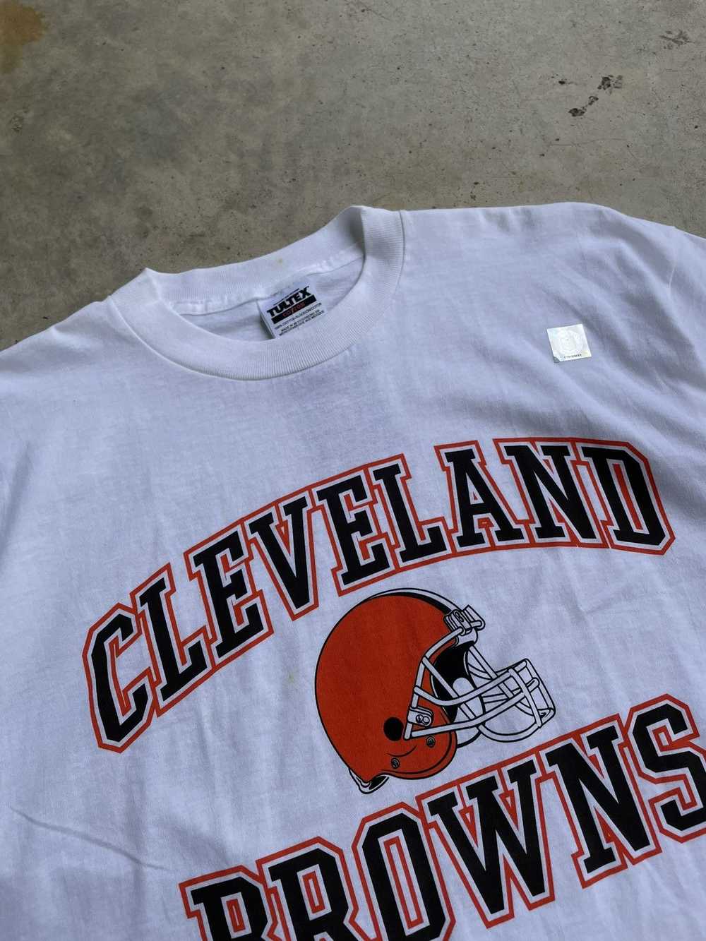 NFL × Vintage Vintage Cleveland Browns Helmet Tee - image 2