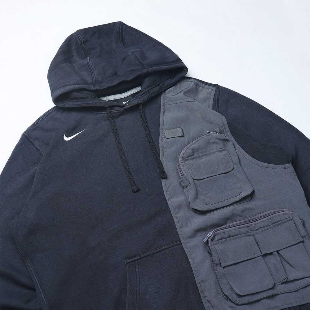 Nike × Streetwear Reworked Nike Right Swoosh Tact… - image 2