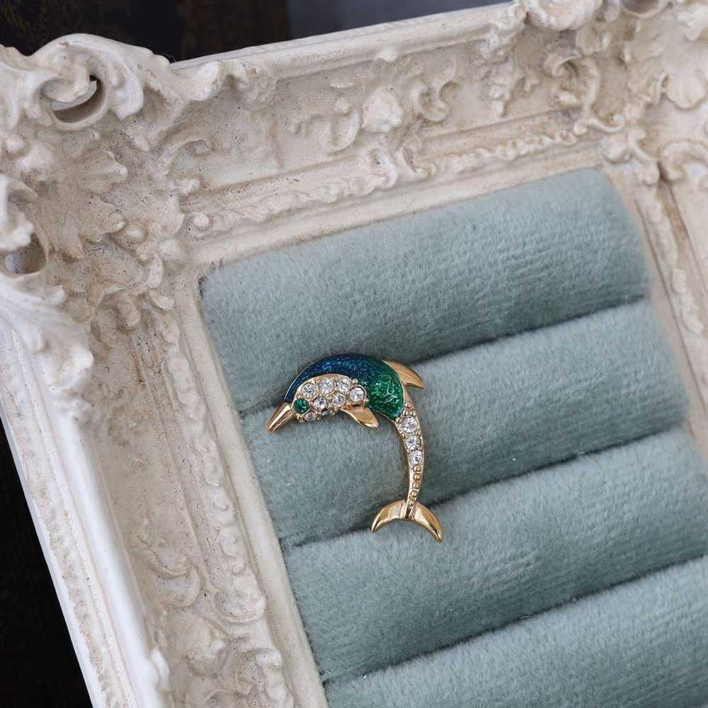 KREMENTZ Vintage Tuck Pin Brooch Dolphin Aquarium… - image 2