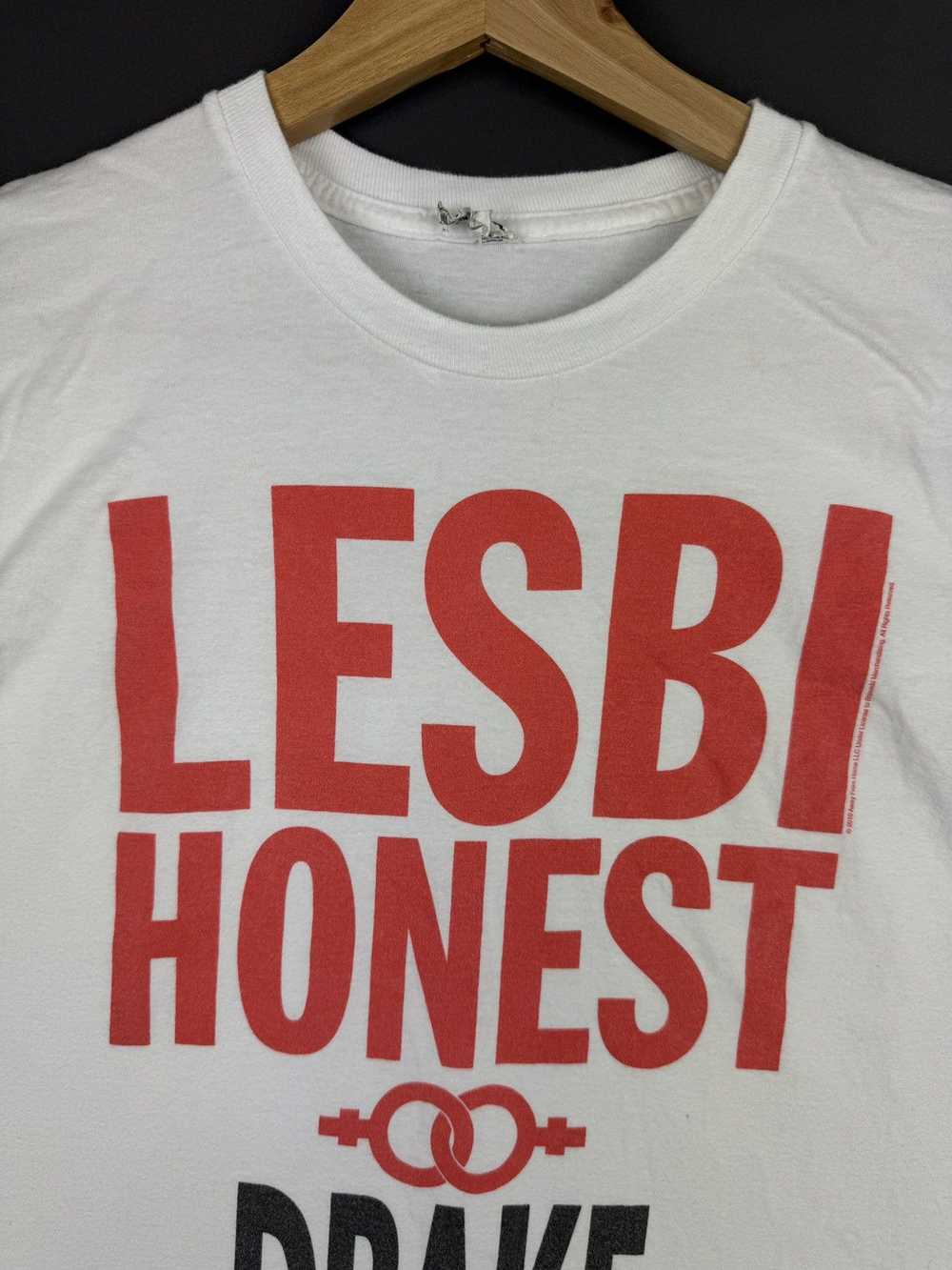 Drake × Rap Tees × Streetwear Drake Lesbi Honest … - image 3