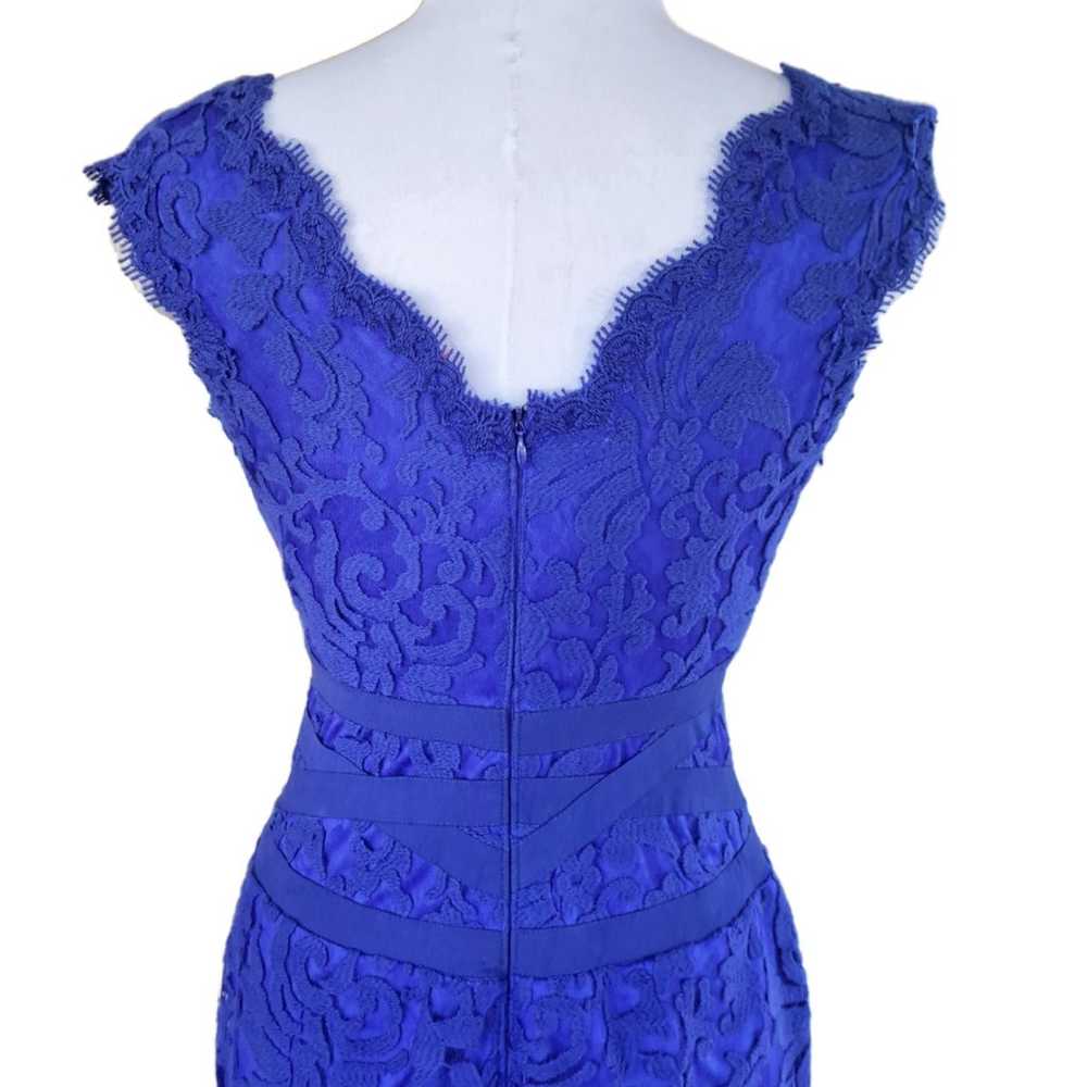 TADASHI SHOJI Embroidered Lace Sheath Dress in Ro… - image 7