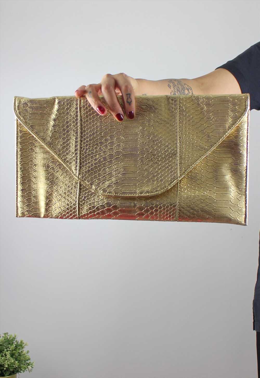 Y2K Oversized Shoulder Bag / Clutch Bag in Gold C… - image 4