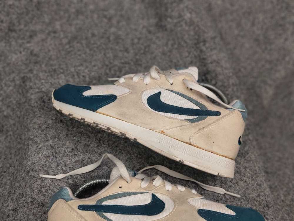 Nike × Streetwear × Vintage Vintage 96's Nike Out… - image 2