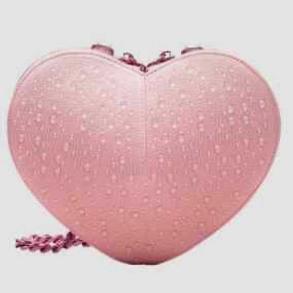 Betsey Johnson WATER DROPLET HEART
CROSSBODY BLUSH - image 2