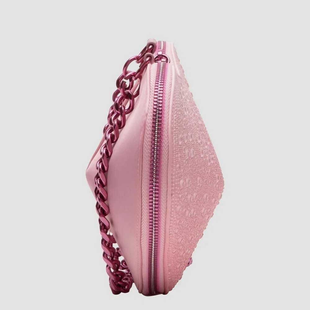 Betsey Johnson WATER DROPLET HEART
CROSSBODY BLUSH - image 4