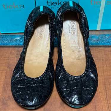 Obsidian Black Tieks