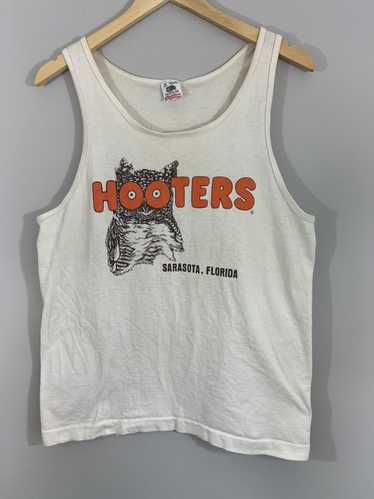 Vintage Single Stitch Hooters Distressed Retro Tan