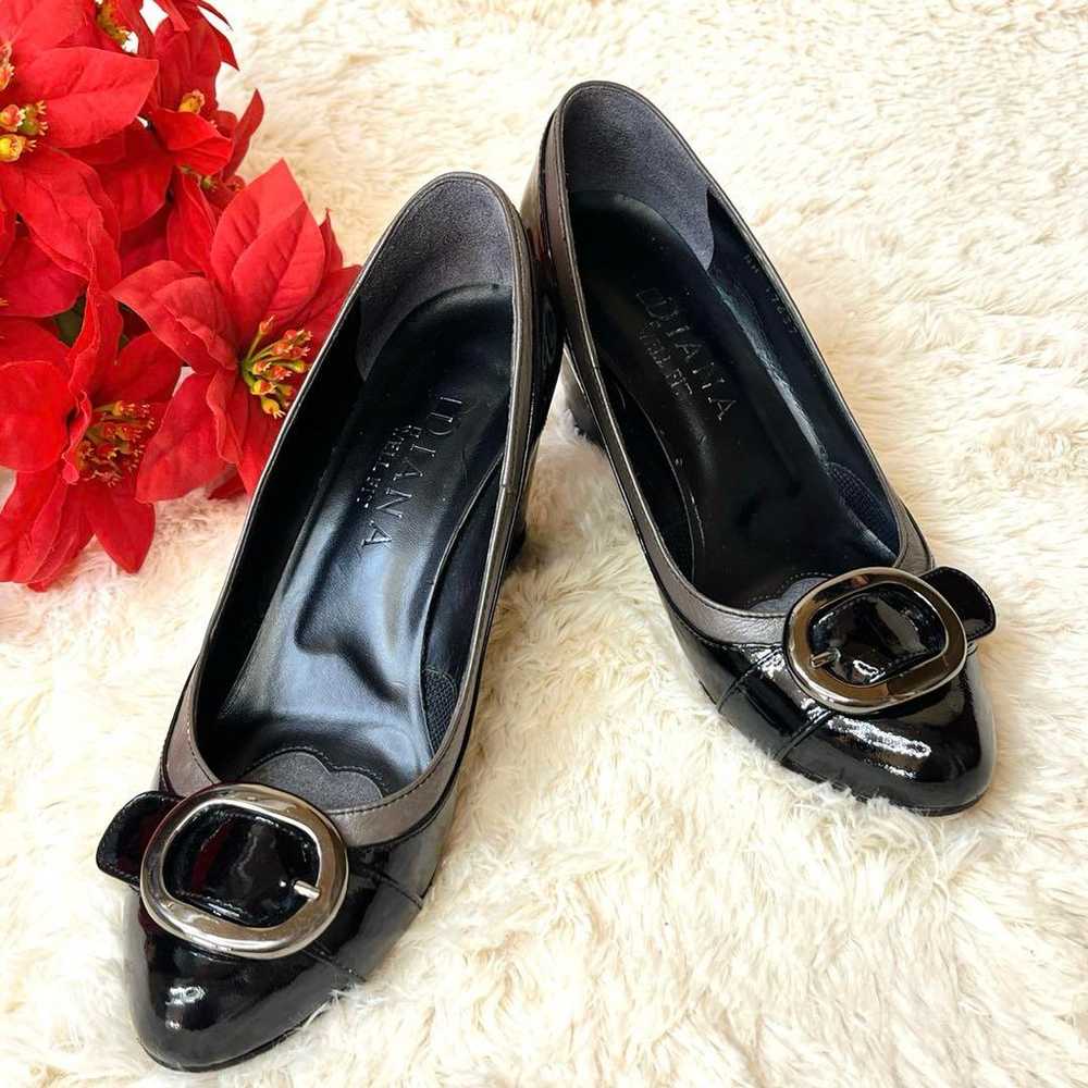 【DIANA】Pumps, patent leather, black, 24cm, wedge … - image 2