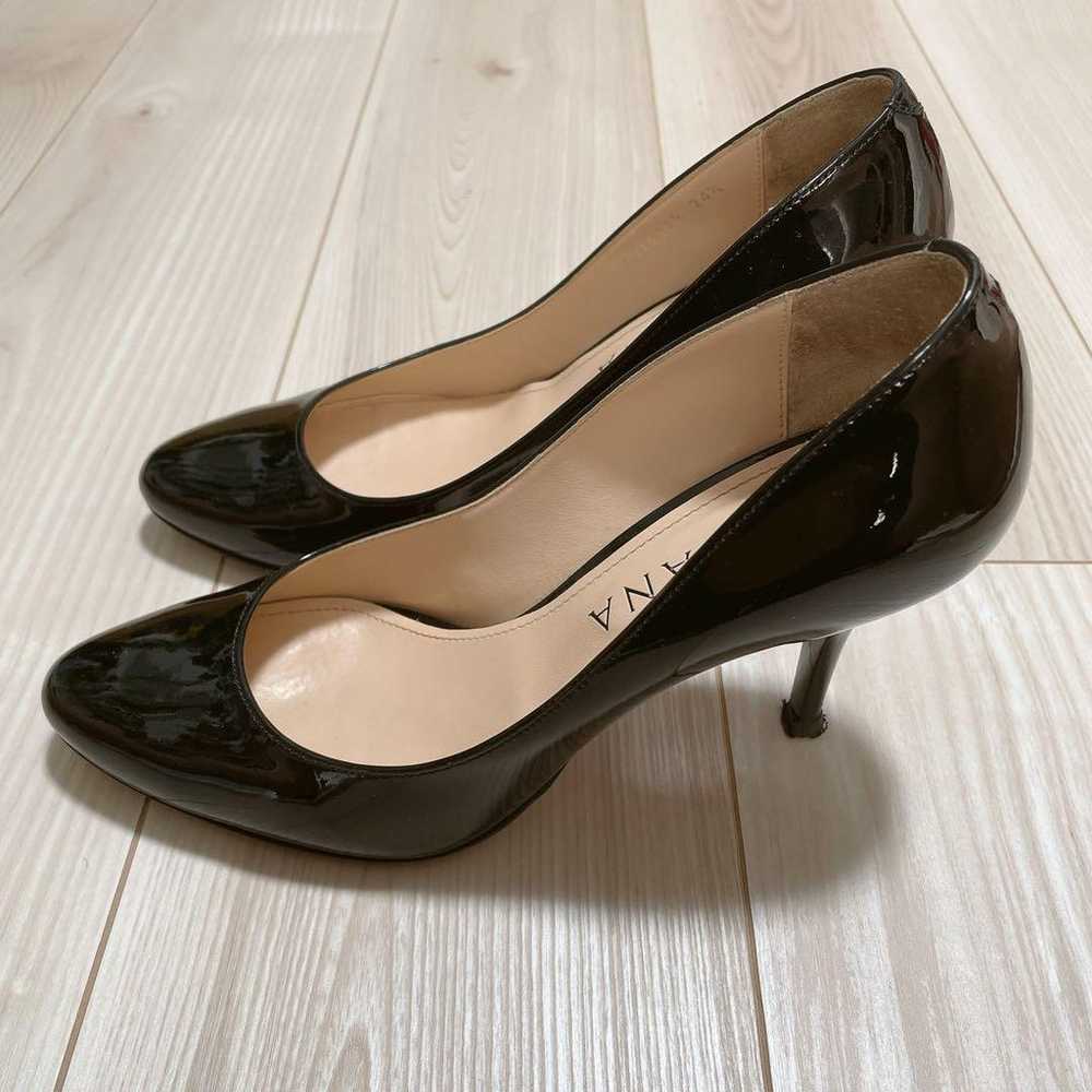 DIANA pumps in black. - image 4