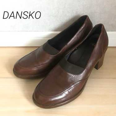 DANSKO leather pumps in brown. - image 1