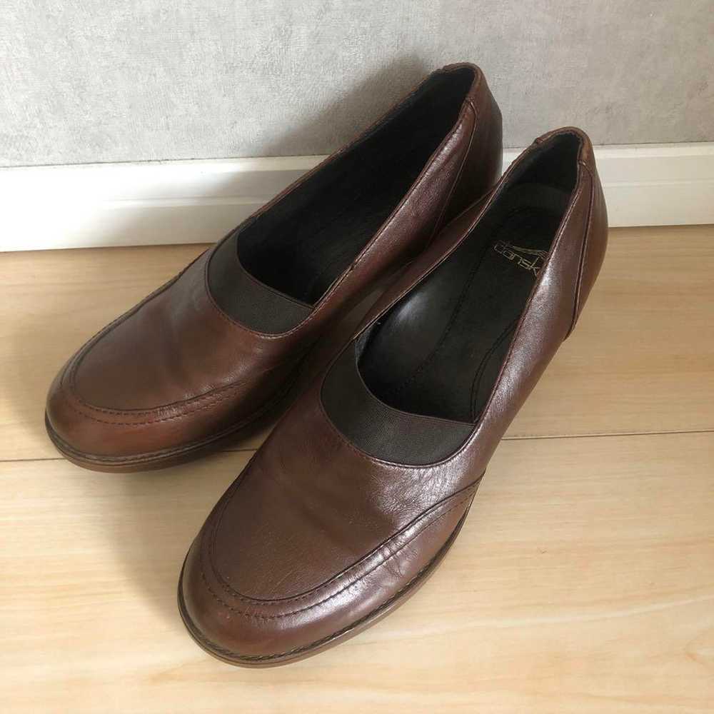 DANSKO leather pumps in brown. - image 2