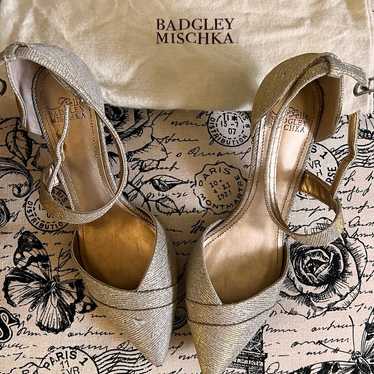 Badgley Mischka Gold Stiletto Size 6 - image 1