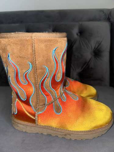 Jeremy Scott × Ugg Flame Ugg x Jeremy Scott