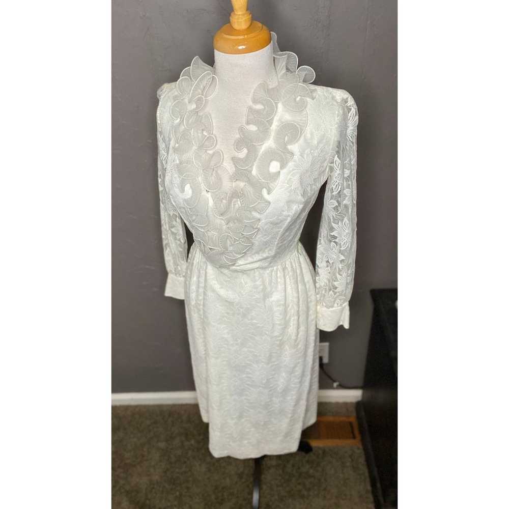 1960s White Lace Dress Ruffled Collar NWT Wedding… - image 2