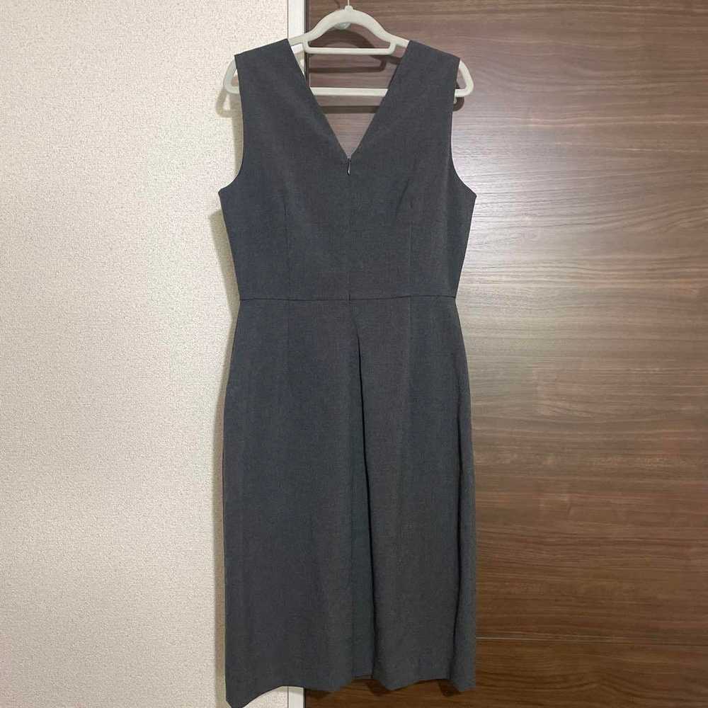 Banana Republic one-piece dress, sleeveless tight… - image 3