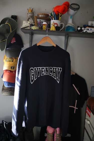 Designer × Givenchy × Streetwear Givenchy College 