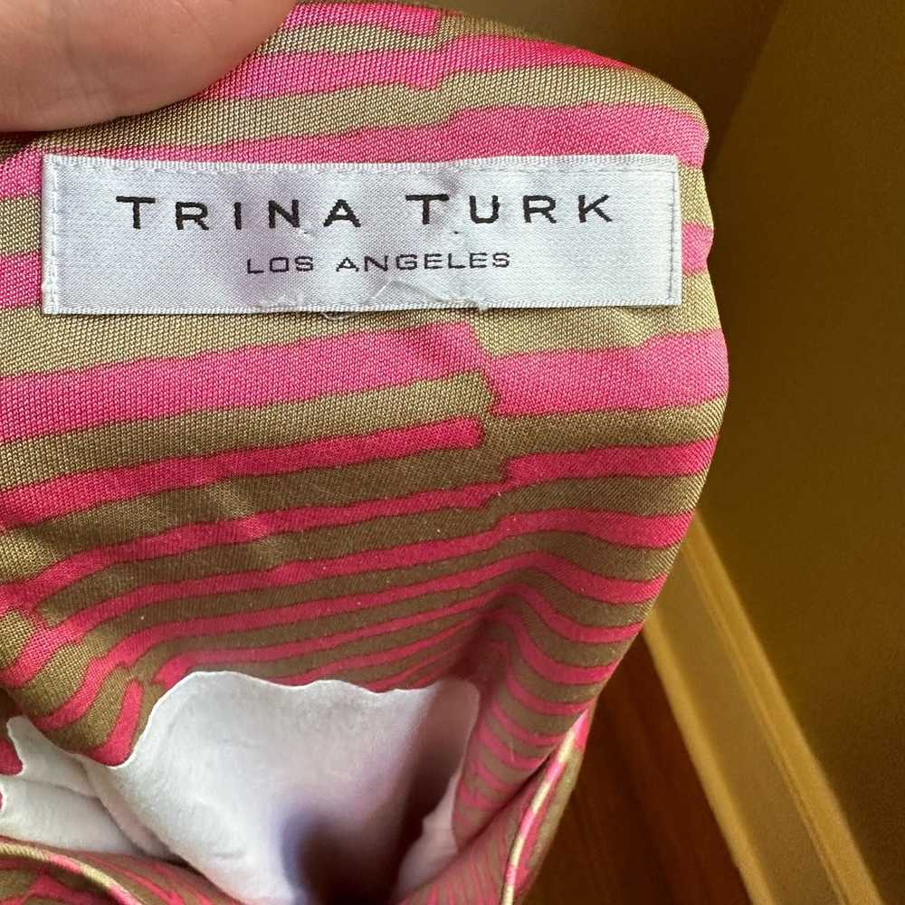 Trina Turk pink beige pattern sleeveless silk dre… - image 3