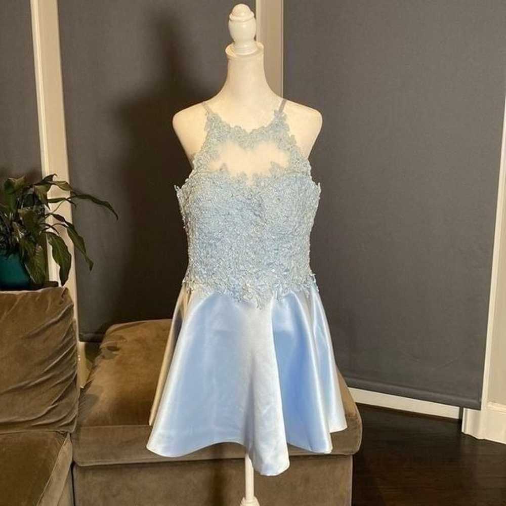 Women’s Pale Blue Halter Neck Lace Appliqué Prom … - image 1