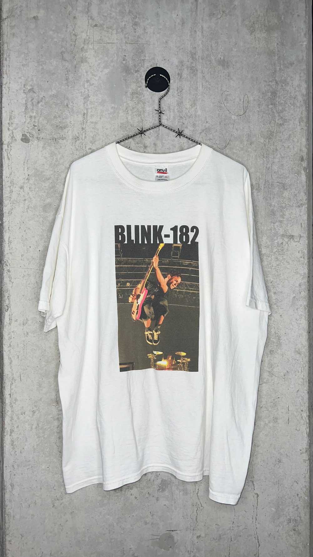 BLINK-182 MARK HOPPUS MEGA JUMP CONCERT TEE - image 1