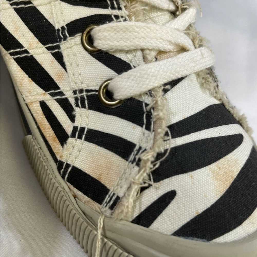 Rogue Rouge Women's Black/White Zebra Print Shoes… - image 7