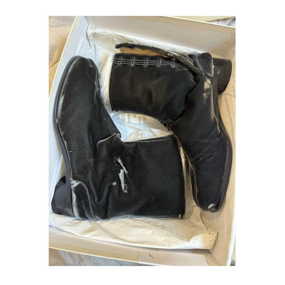 Maison Martin Margiela Tabi velvet boots - image 7