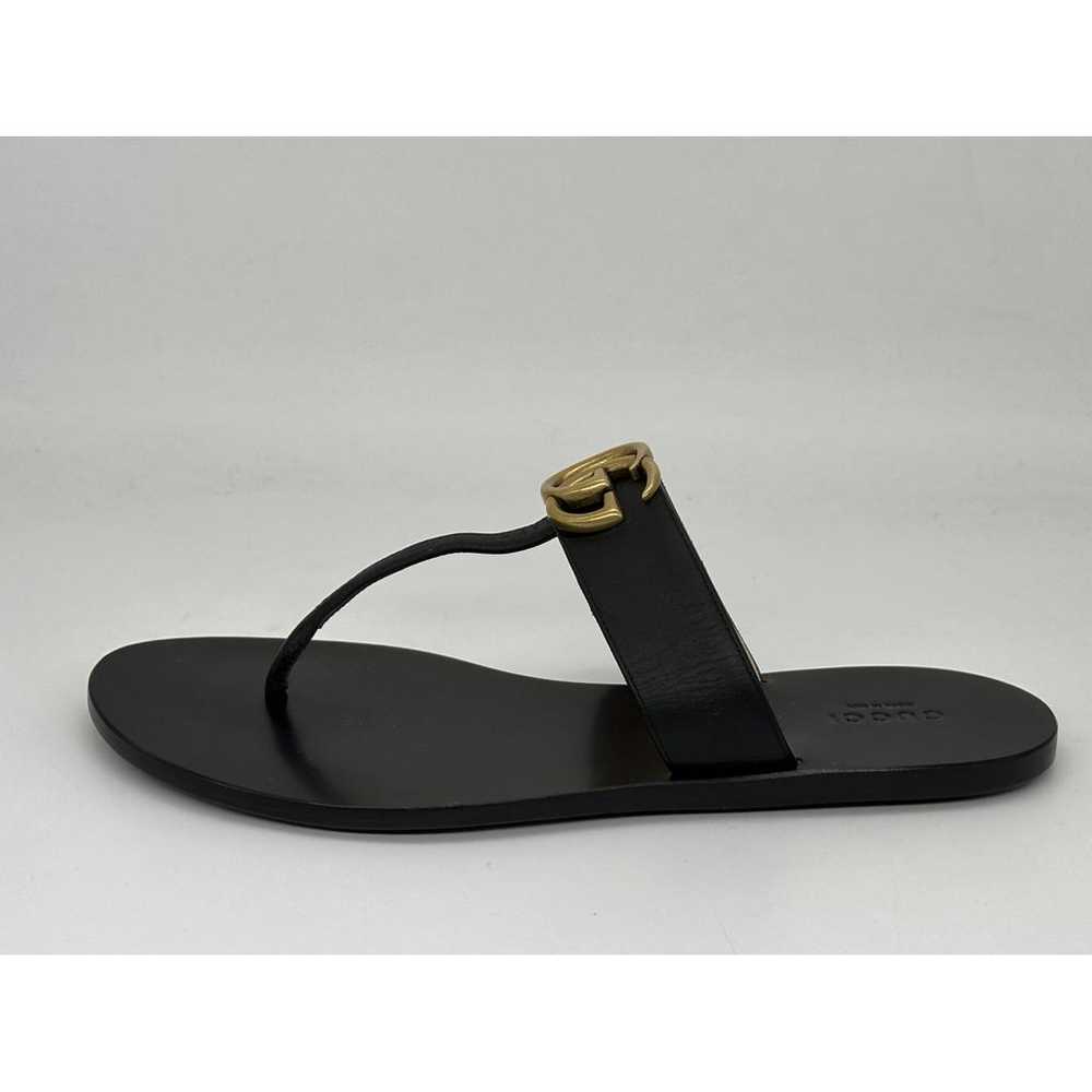 Gucci Double G leather sandal - image 4