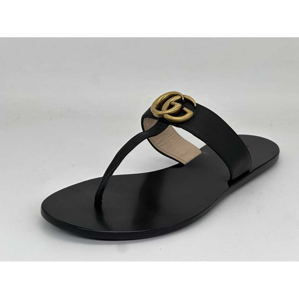 Gucci Double G leather sandal - image 5