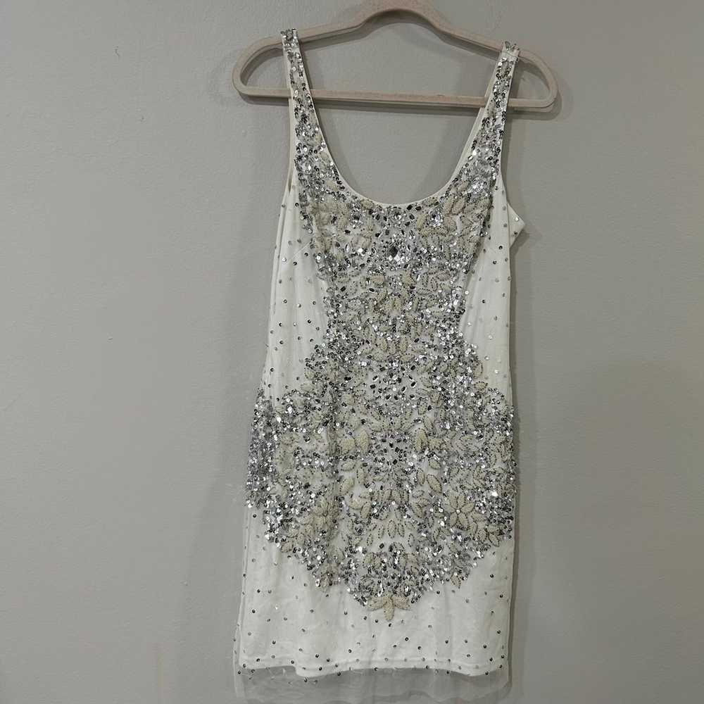 NWOT Adrianna Papell White Beaded Sequin Sleevele… - image 4