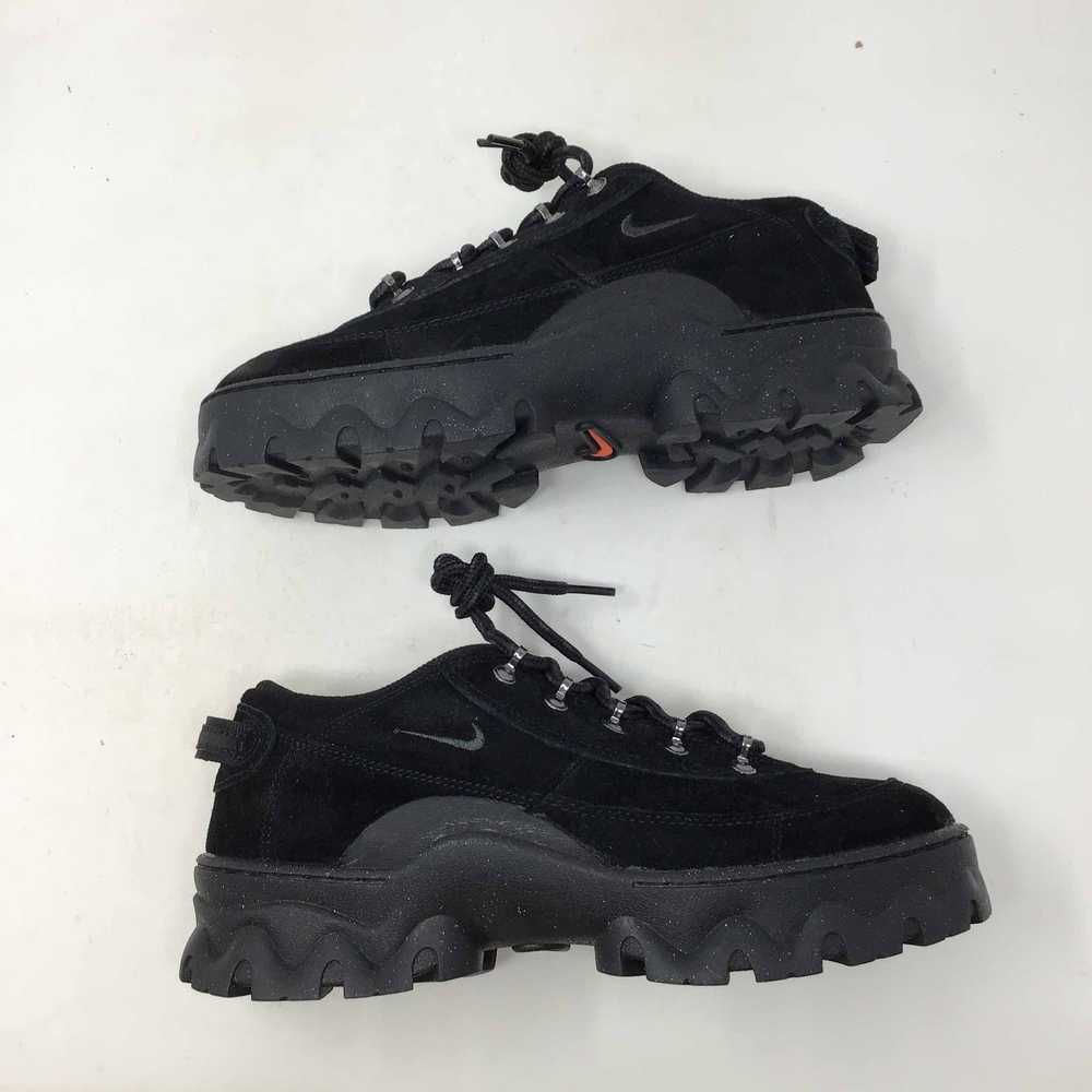 Nike Wmns Lahar Low Triple Black - image 2