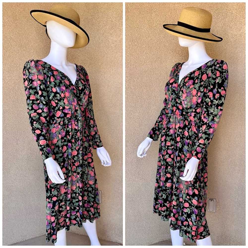 1990s Balenciaga Paris 100% Silk Floral Dress - image 8