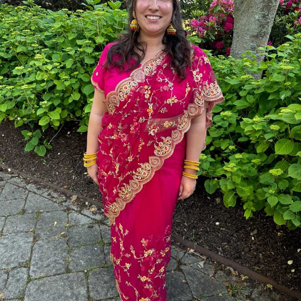 Magenta Saree Set with Matching Accessories - image 5