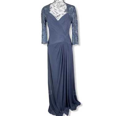 LA FEMME Ruched Twist Column Gown- size 6 - image 1