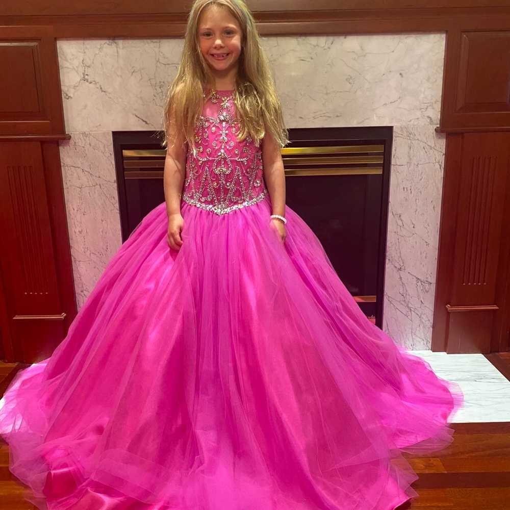 Girls pageant dressses - image 8