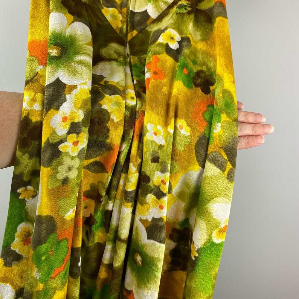 Hilo Hattie Vintage Hawaiian Floral Train Maxi Dr… - image 5