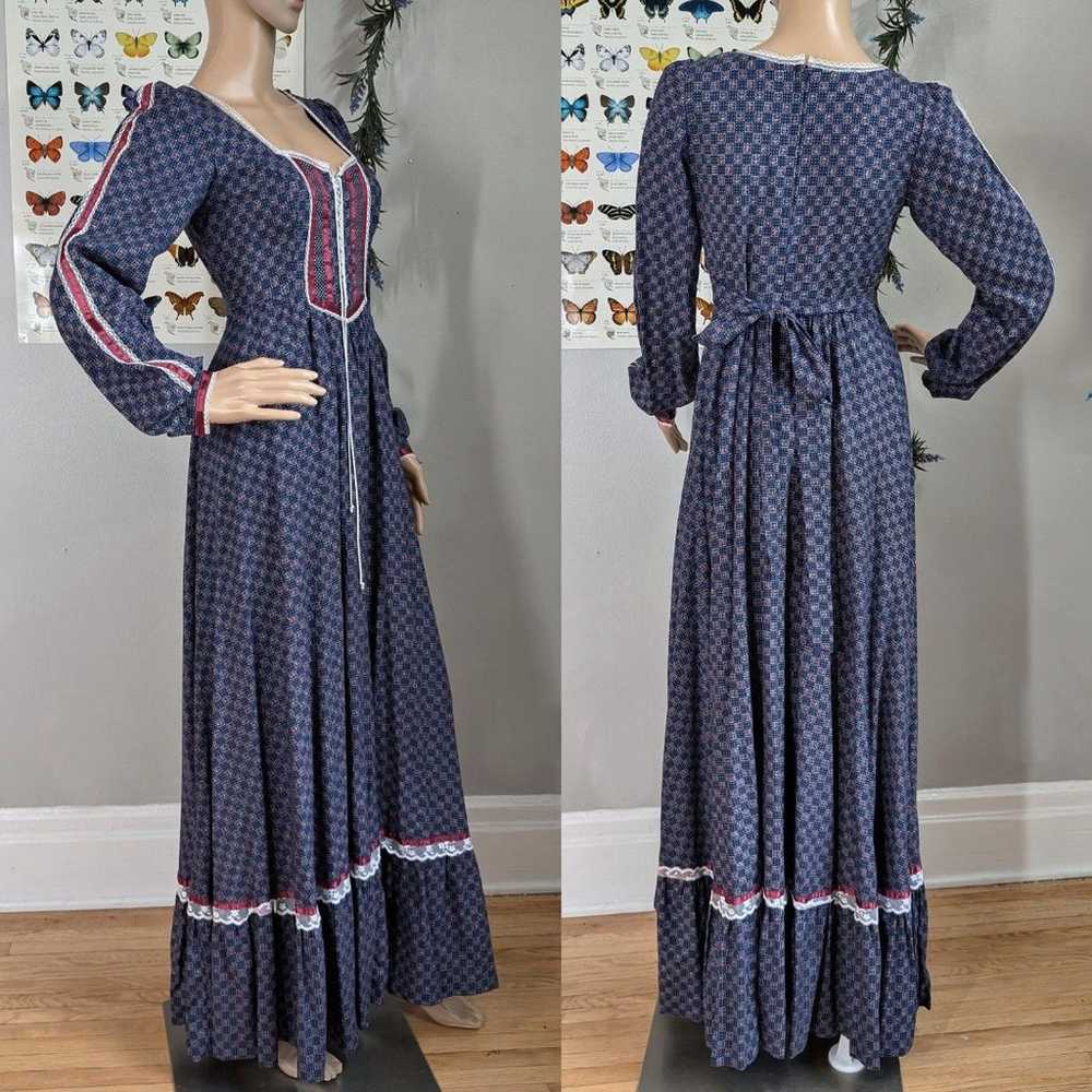 Vintage 1970s Gunne Sax Prairie Dress Floral Milk… - image 2