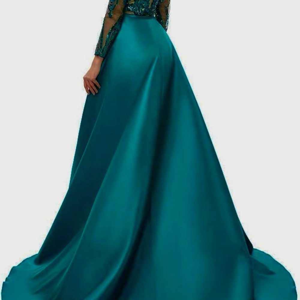 Happy New Year!!! Gorgeous Emerald Dress - image 5