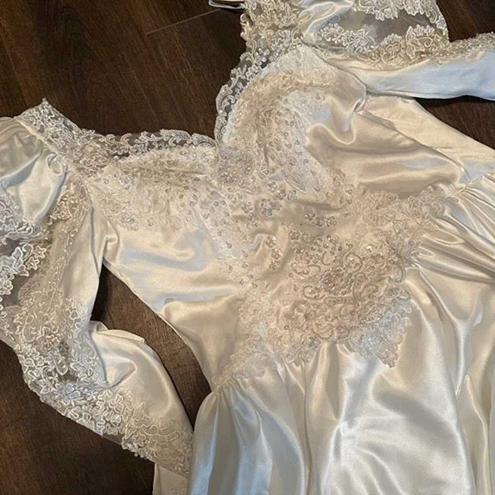 wedding dress size 16 - image 1