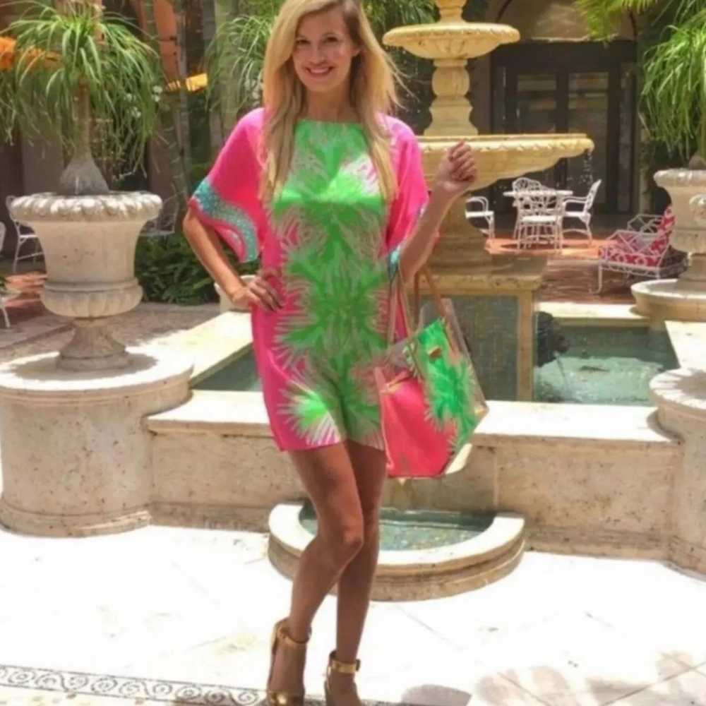 Lilly Pulitzer Julie Silk Caftan Tiki Pink Palm P… - image 2