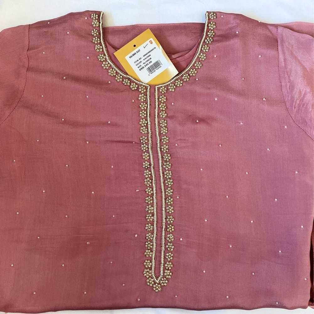 Pink salwar kameez three piece dress - image 8